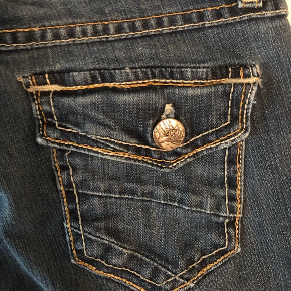 BKE Buckle Addison Boot Cut Jeans - Picture 2 of 8